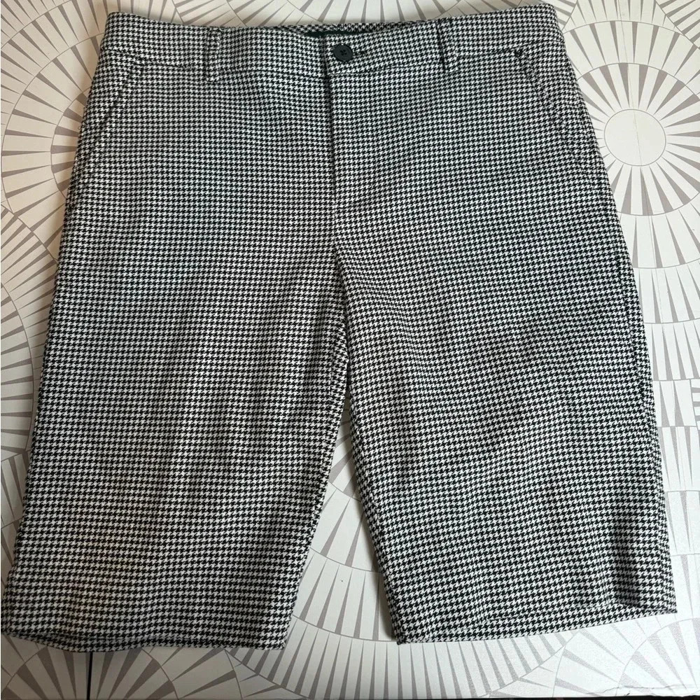 LAUREN Ralph Lauren Flat Front Women’s Houndstooth Shorts